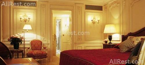 Hotel De Crillon 12